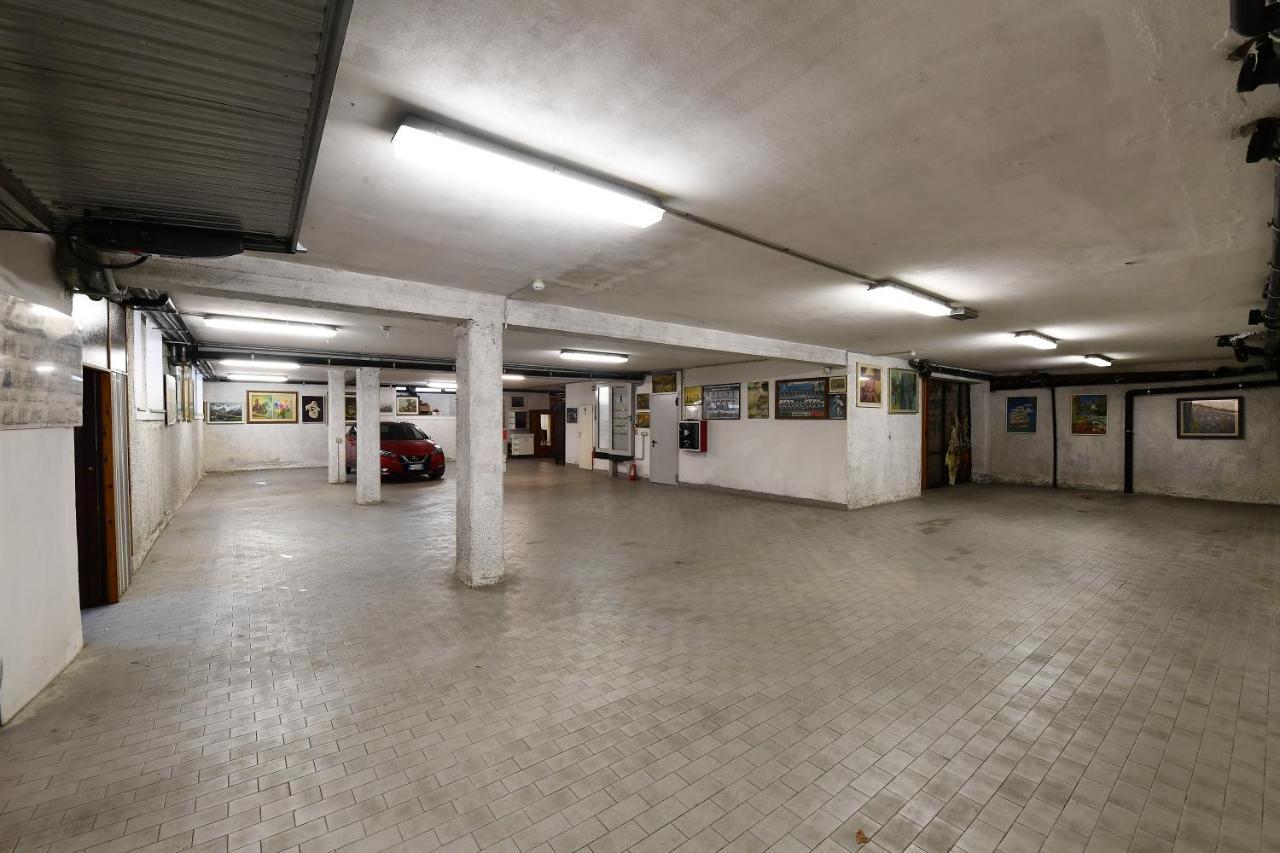 רימיני Hotel Criniera D'Oro מראה חיצוני תמונה
